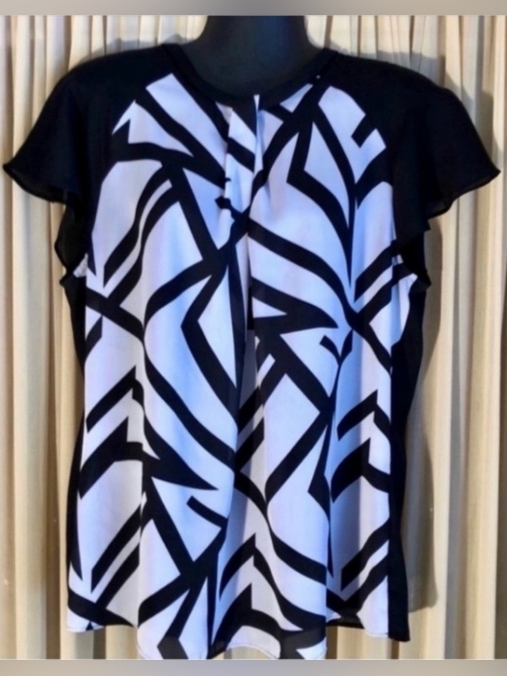 Liz Claiborne Size Large Abstract Blouse(NWT)